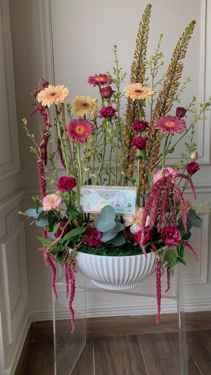 Mix colors of Vase arrangement