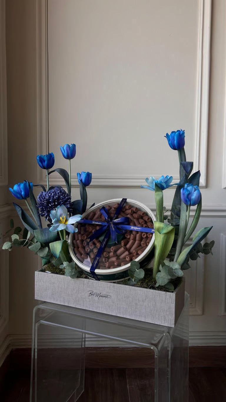 stand arrangement with chocolate